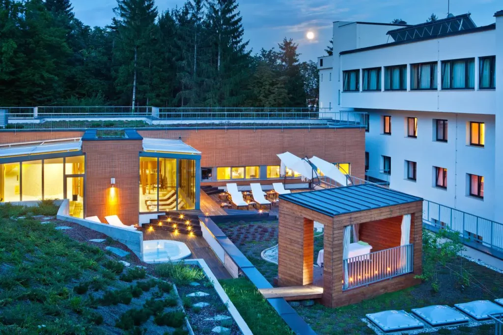 Astoria outdoor terase