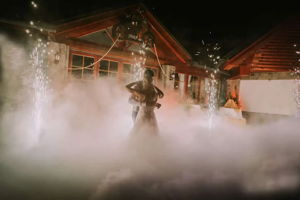 Dj dar mar married couple dancing