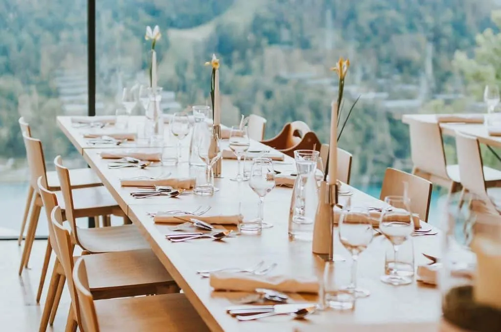 Porocna miza blejski grad