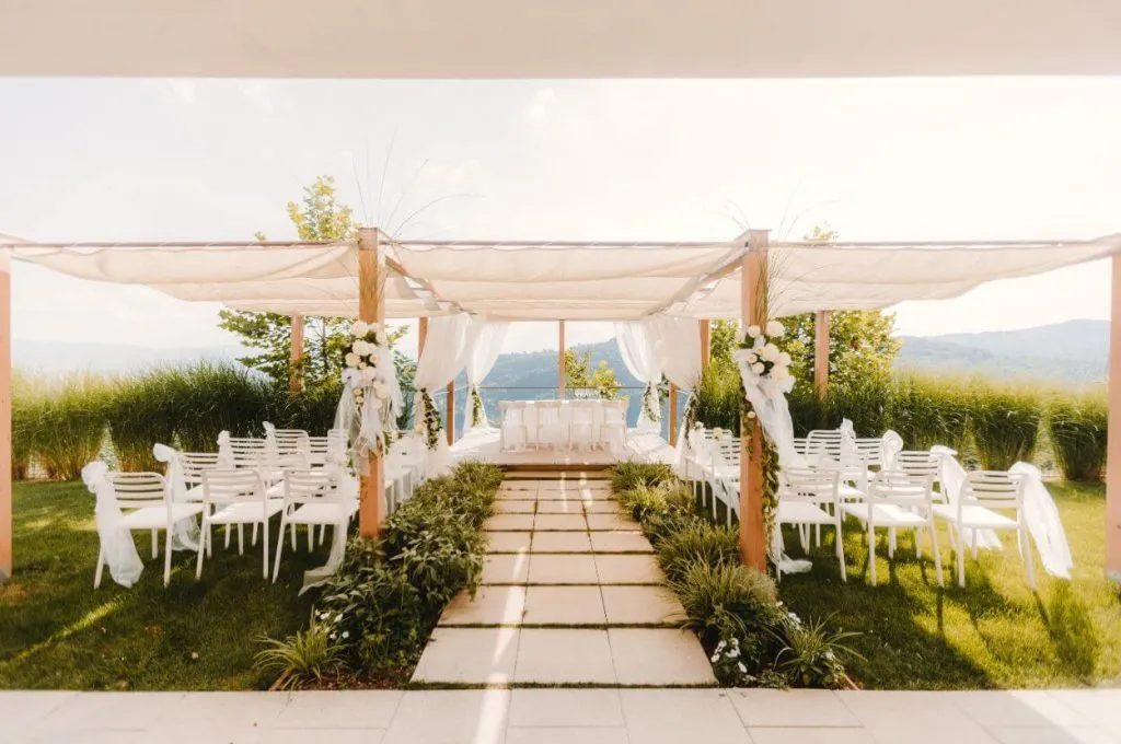 porocni obred postavitev tri lucke 1